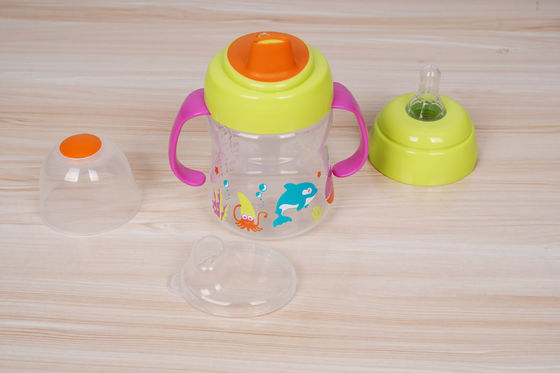 Non rovesci 2 di 1 mesi libero di BPA 6 tazza di Sippy del bambino da 6 once